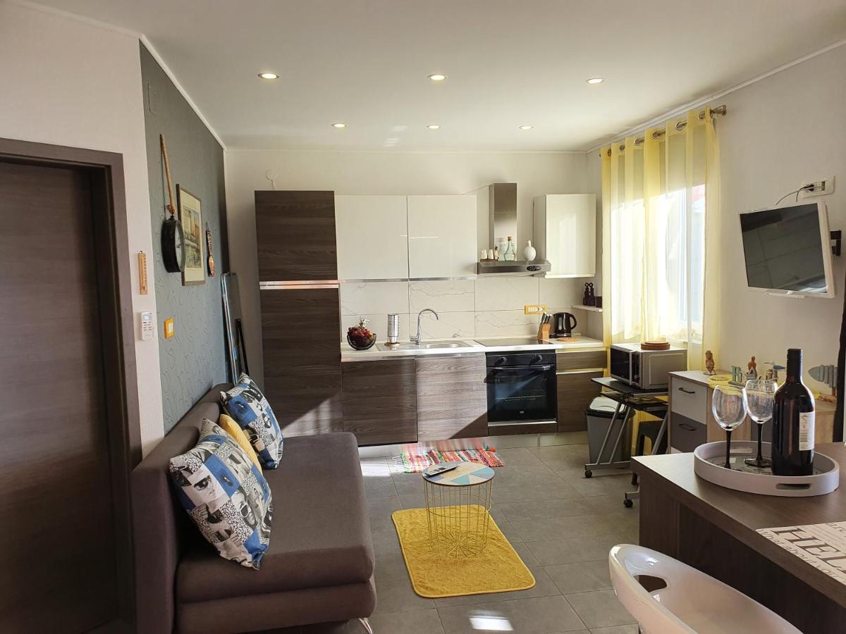 Apartment Pikulo โนวาลยา ภายนอก รูปภาพ