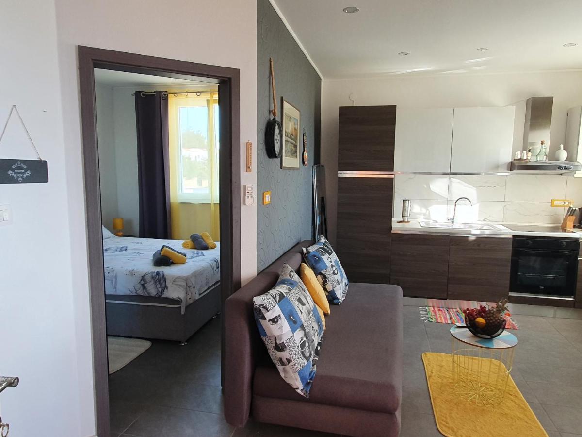 Apartment Pikulo โนวาลยา ภายนอก รูปภาพ
