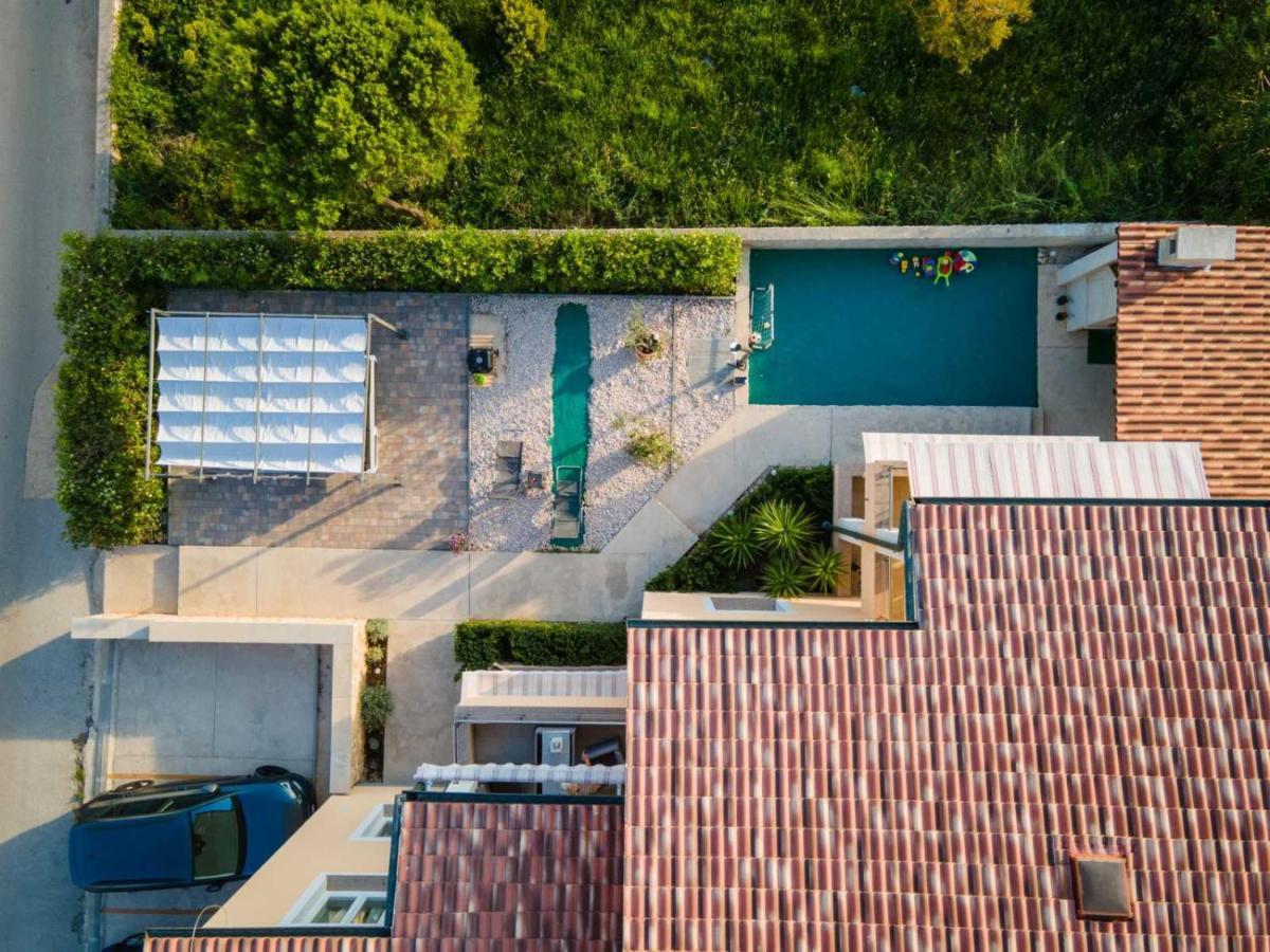 Apartment Pikulo โนวาลยา ภายนอก รูปภาพ